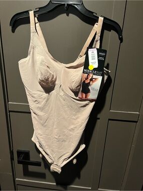 Miraclesuit Nude Shaping Bodysuit – Women's Supportive Shapewear New Sz 40D
